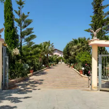 Rosa Dei Venti With Pool Brindisi
